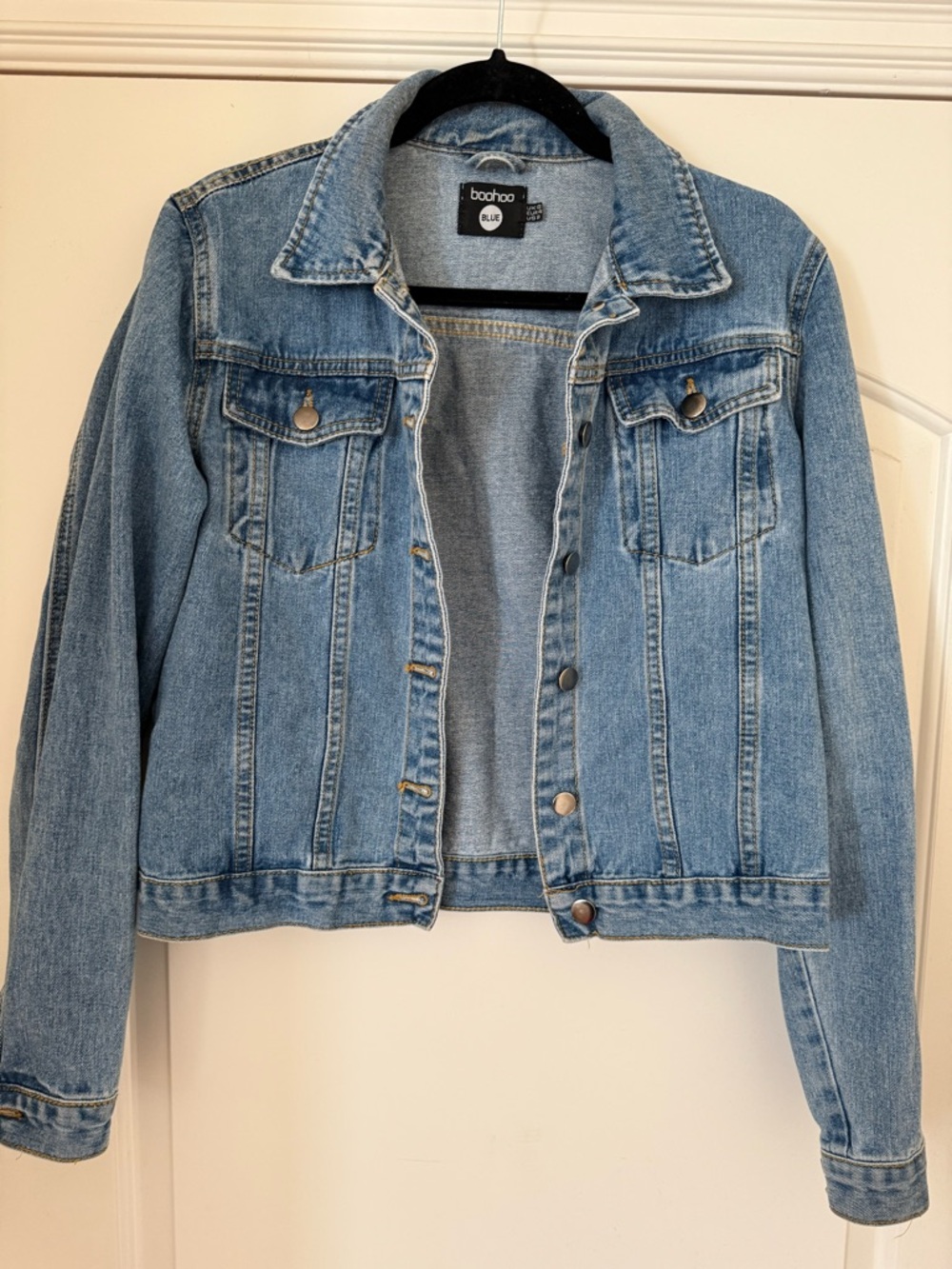 Boohoo Women’s Light Blue Denim Jacket